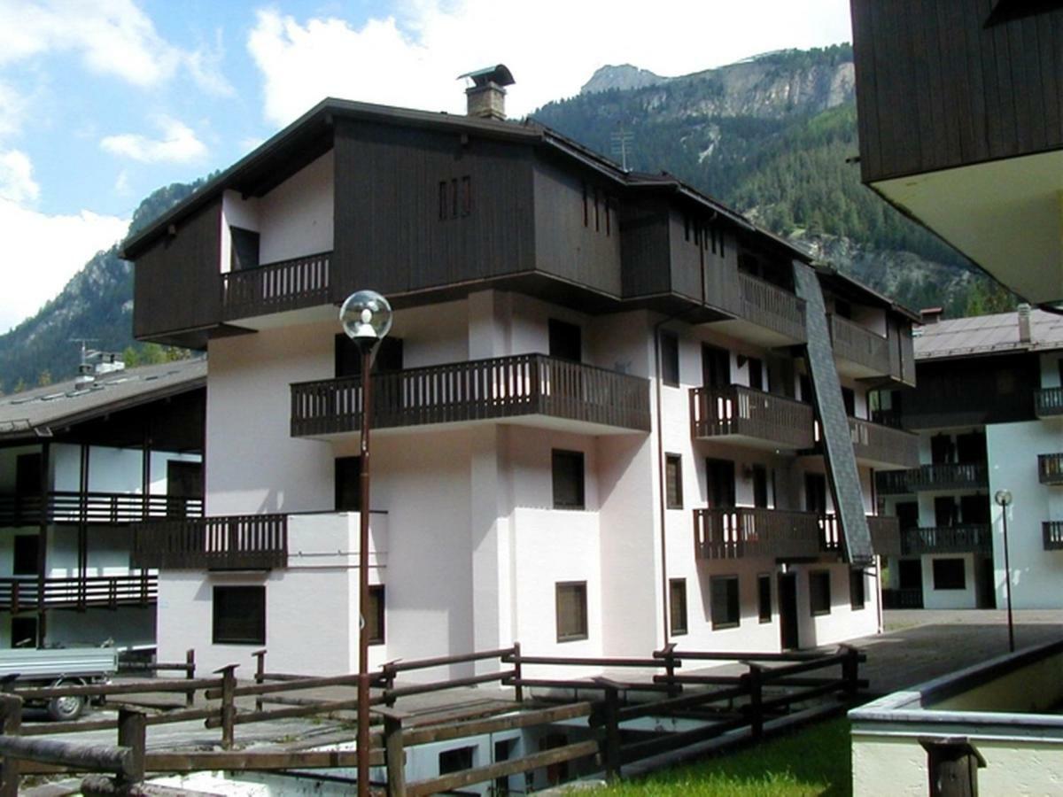 Des Alpes 2 Canazei Exterior foto